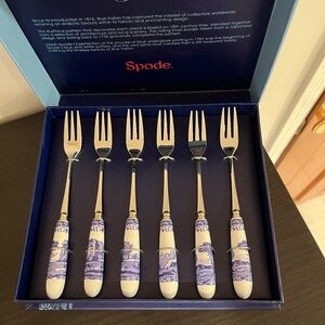 Spode Blue and White porcelain handle dessert fork Set in box